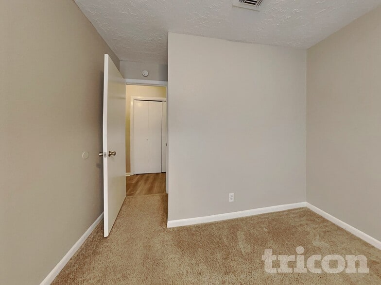 Building Photo - 13307 Venice Cir