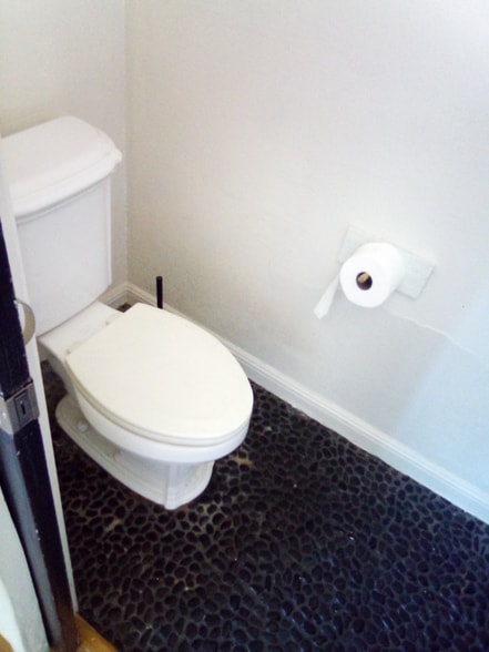 Building Photo - 6459 NE 9th Ave