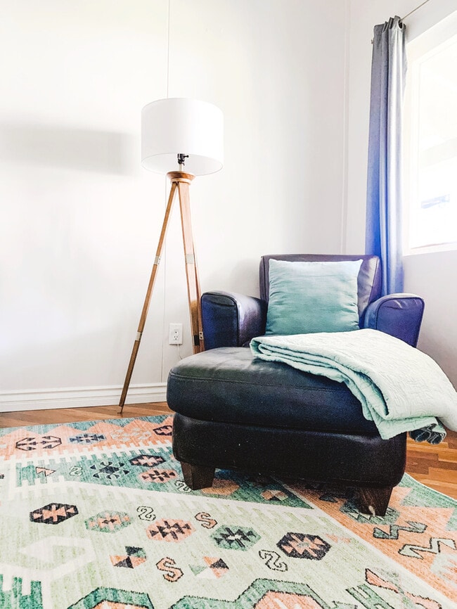 Building Photo - 3080 Lincoln St