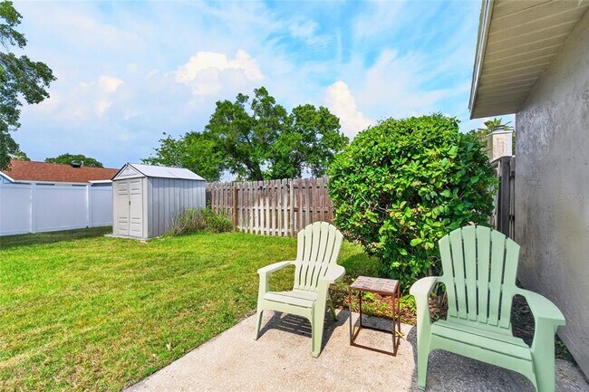 Building Photo - 210 Lake Charles Ct