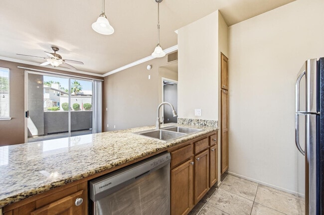 Building Photo - 7009 E Acoma Dr