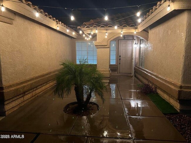 Building Photo - 1080 E Flint St