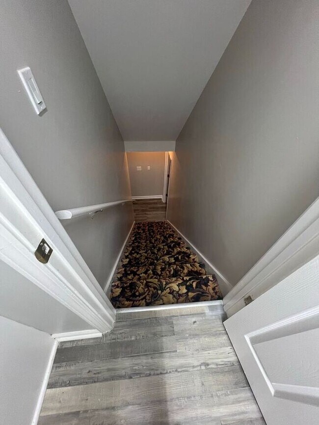 Building Photo - Charming 3-Bedroom, 2-Bath Home with Finished Basement in Snellville!