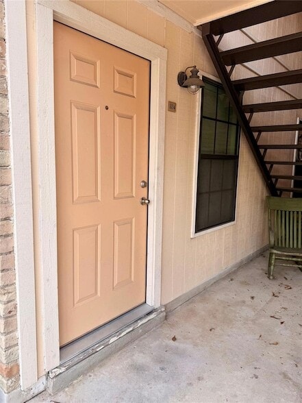 Building Photo - 407 E 45th St