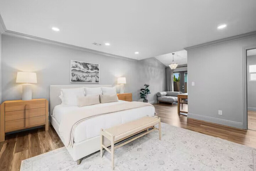 Building Photo - 5870 Cactus Way