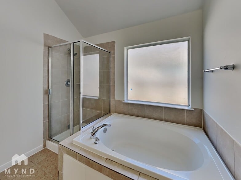 Building Photo - 19215 Mustang Pointe Ln