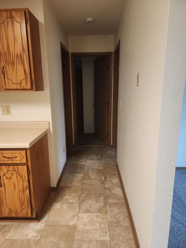 Building Photo - Welco West Apartment