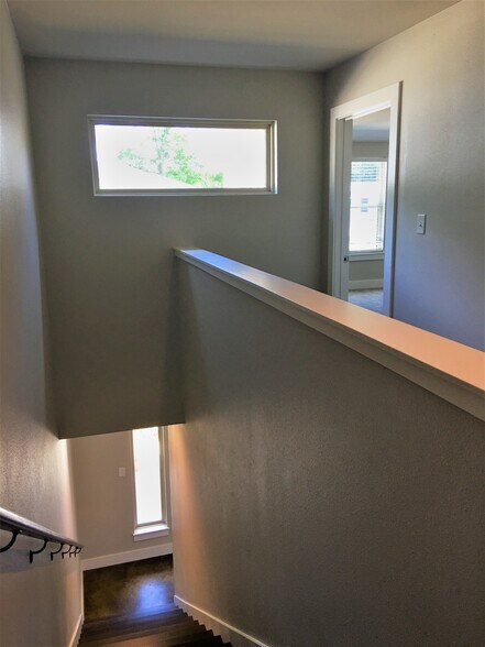 Building Photo - 10649 Brothers Ln