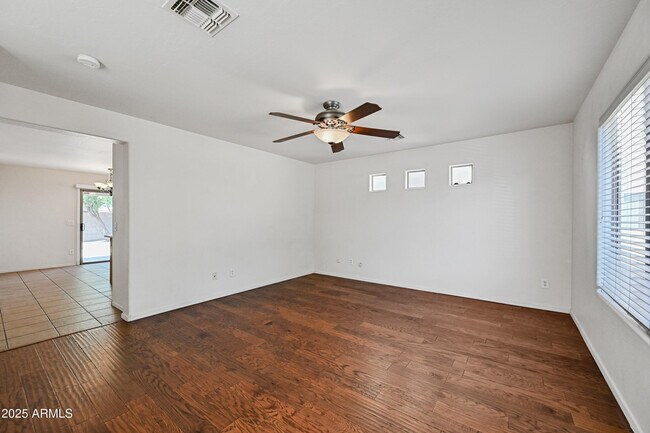 Building Photo - 3726 W Pollack St