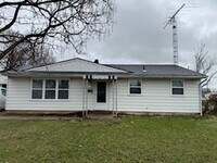 Building Photo - 3710 Montevideo Dr