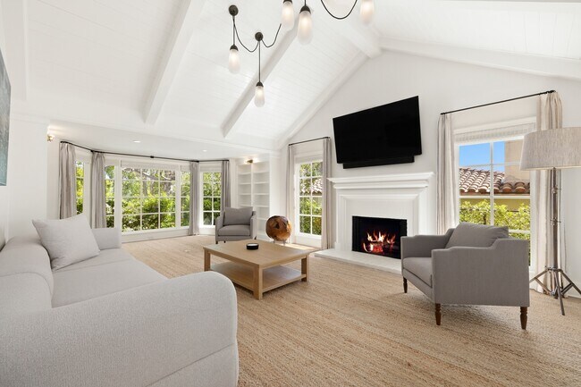 Building Photo - 521 Spoleto Dr