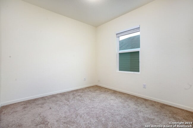 Building Photo - Modern Move-In Ready Home Near Lackland AFB | Pool, Park & Prime Location!