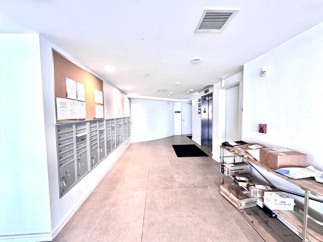 Building Photo - 262 Monsignor O'Brien Hwy