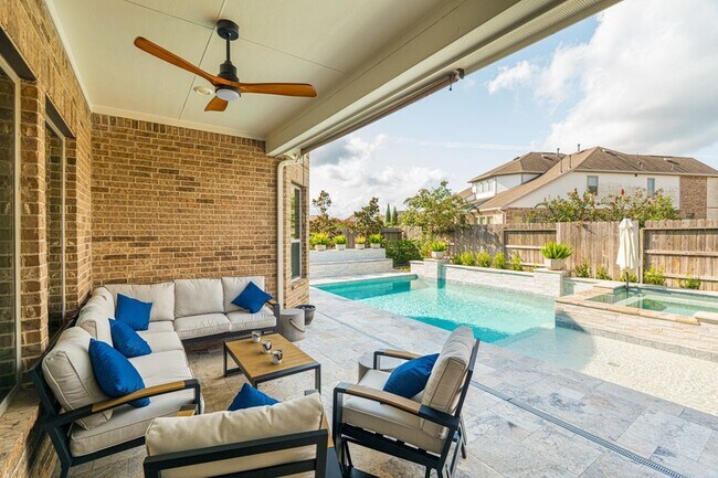 Building Photo - 25403 Angelwood Springs Ln