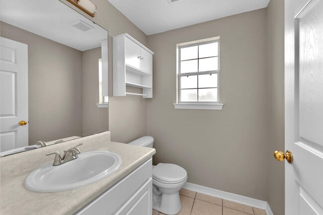 Building Photo - 722 Marsh Harbor Dr