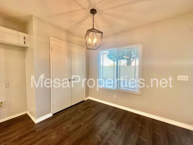 Building Photo - 14747 Carter Rd