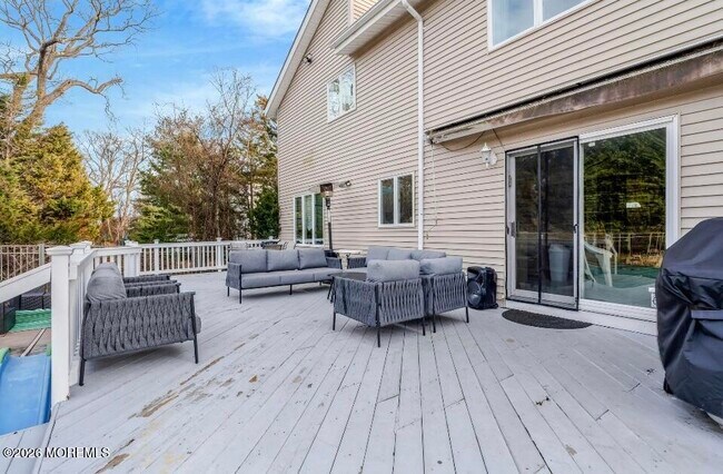 Building Photo - 28 Musket Ln