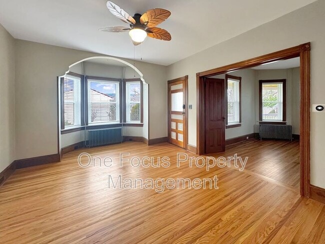 Building Photo - 340 Washington St N