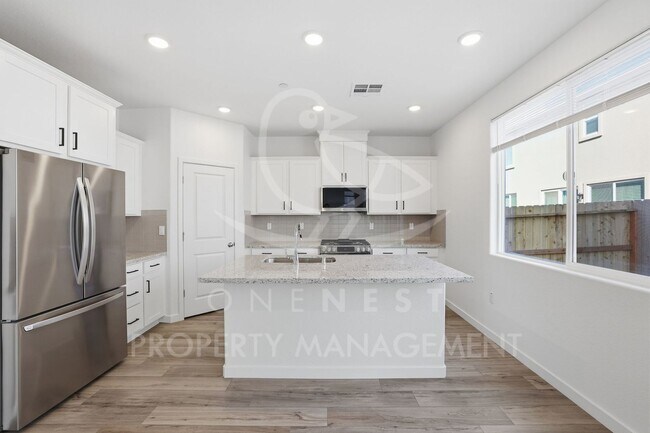 Building Photo - Modern Living at Its Finest: Brand New Twelve Bridges Home