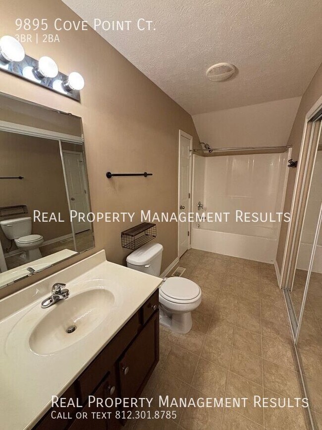 Building Photo - 9895 Cove Point Ct