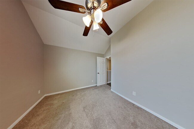 Building Photo - 21549 Duke Alexander Dr