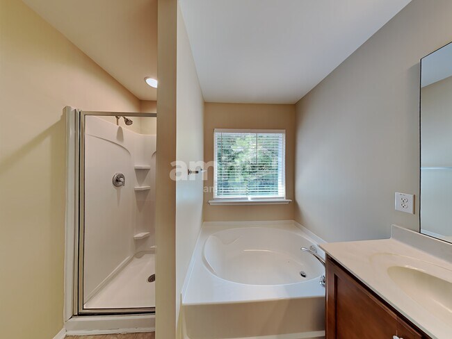 Building Photo - 253 Averasboro Dr