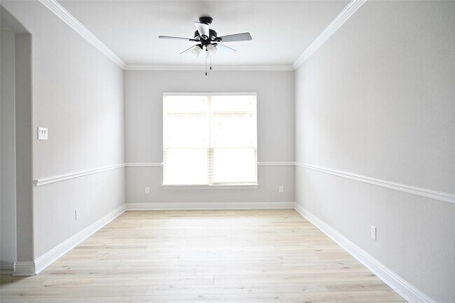 Building Photo - 504 Mistflower Springs Dr