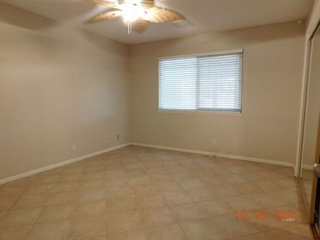 Building Photo - Charming 3-Bedroom Home with Solar, A/C & ...