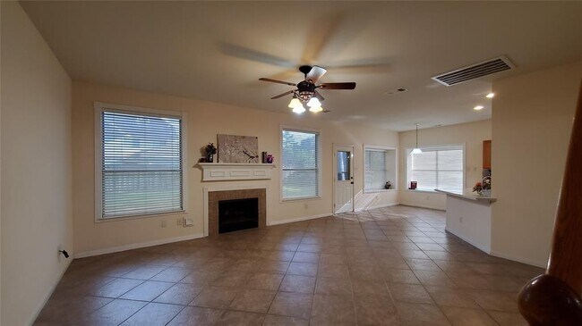 Building Photo - 14043 Fairwood Breeze