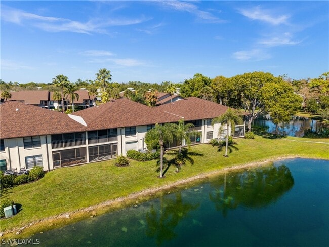 Building Photo - 500 Misty Pines Cir