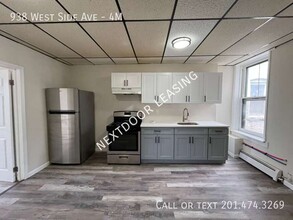 Building Photo - 938 West Side Ave