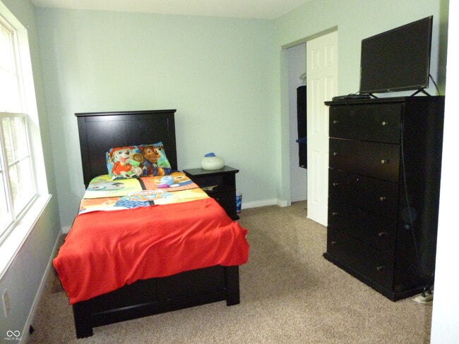 Building Photo - 3055 Armory Dr