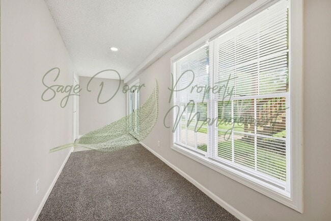 Building Photo - BEAUTIFUL HOME AVAILABLE NOW!!