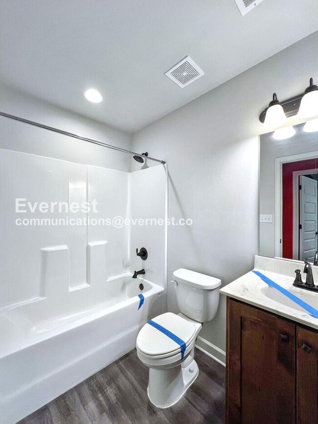 Building Photo - 8616 Hayes Dr