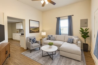 Building Photo - Charming 2BD 1 bath in Thibodaux LA