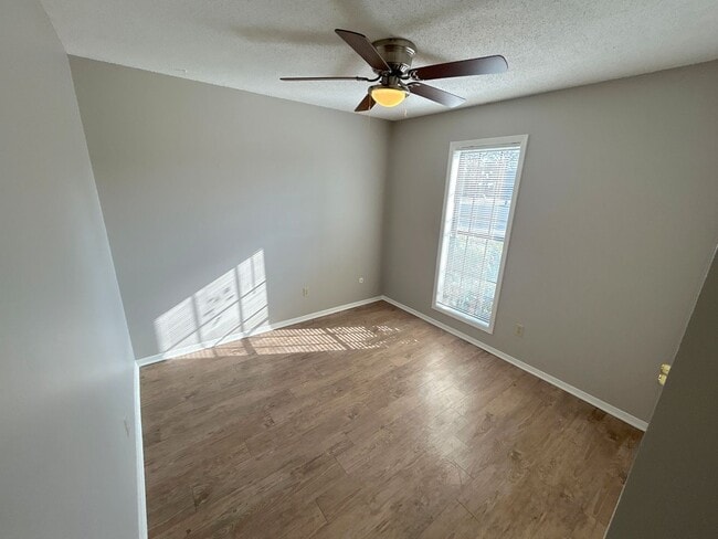 Building Photo - 7084 Texel Cove