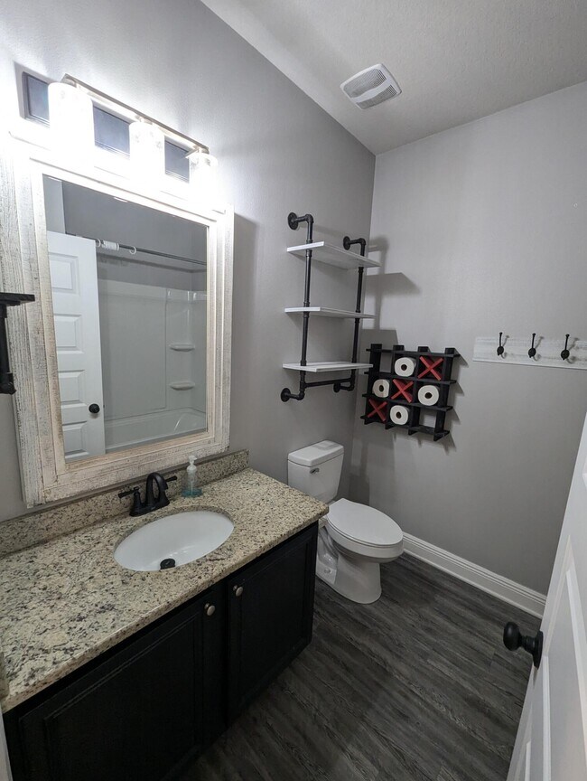 Building Photo - 3565 Pearl Ct