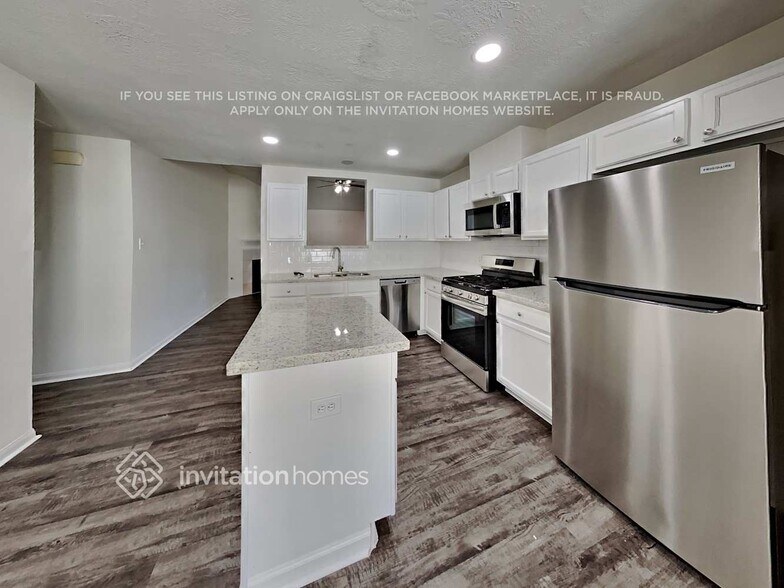 Building Photo - 939 Redcrest Springs Ct