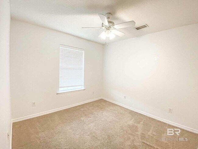 Building Photo - 9841 Watkins Dr