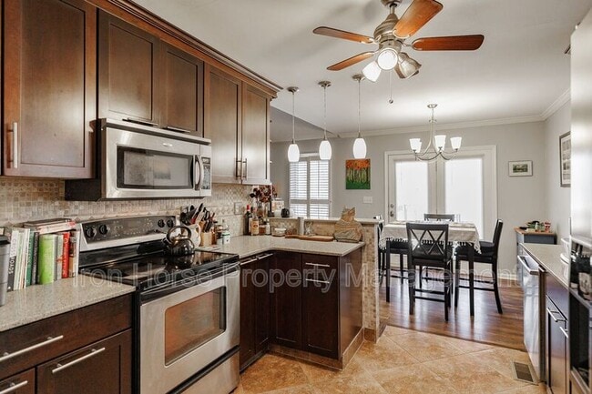 Building Photo - 174 Hidden Timber Ln