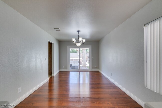Building Photo - 1683 Tassel Fern Ave