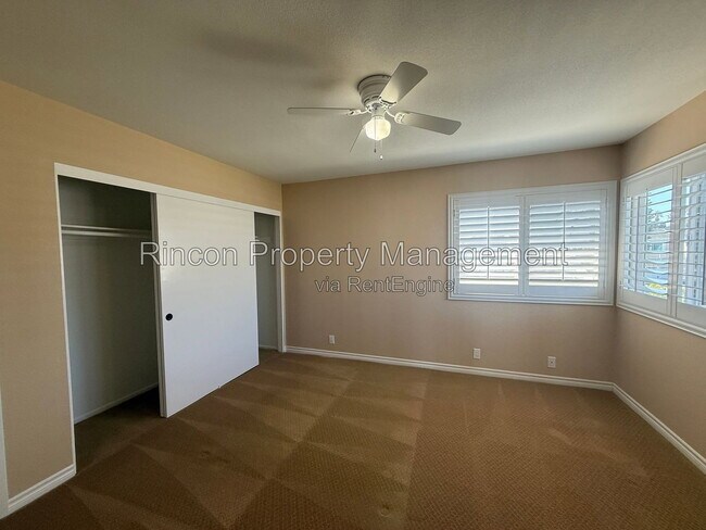 Building Photo - 4551 Costa De Oro