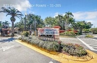 Building Photo - 821 Grand Regency Pointe