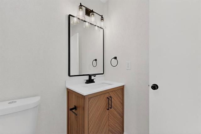 Building Photo - 8505 Woodside Rd