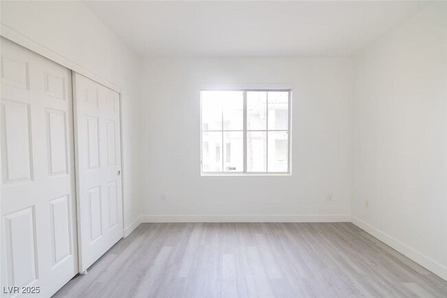 Building Photo - 7151 S Durango Dr