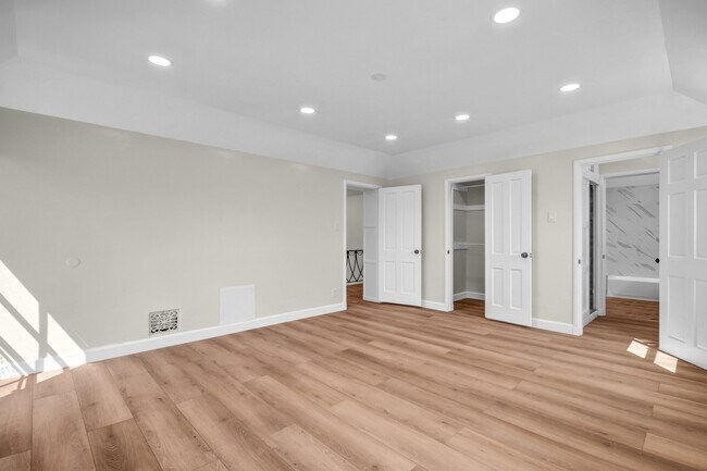 Building Photo - 414 Hilgard Ave