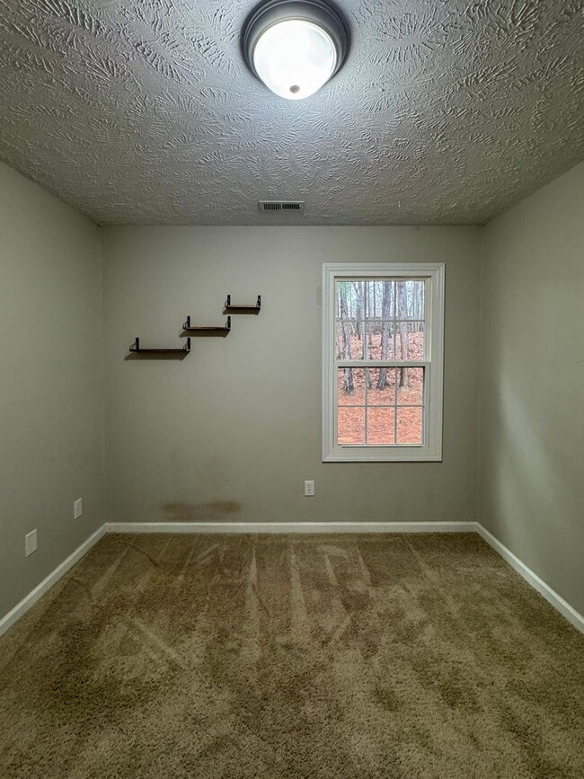 Building Photo - Charming 3 Bed 2 Bath Home in Jack Britt