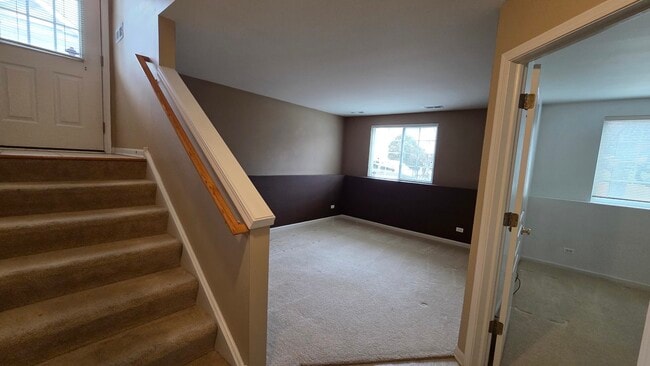 Building Photo - 2444 Emily Ln