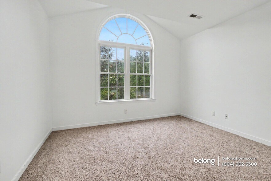 Building Photo - 12919 Foggy Mill Dr