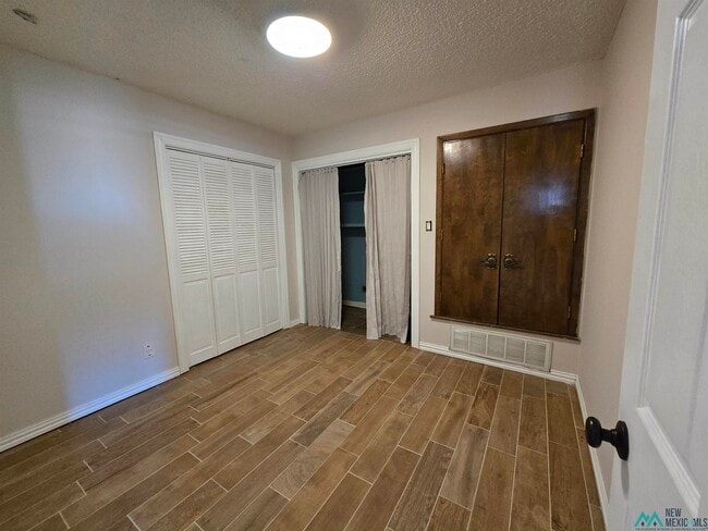 Building Photo - 1091 C R S